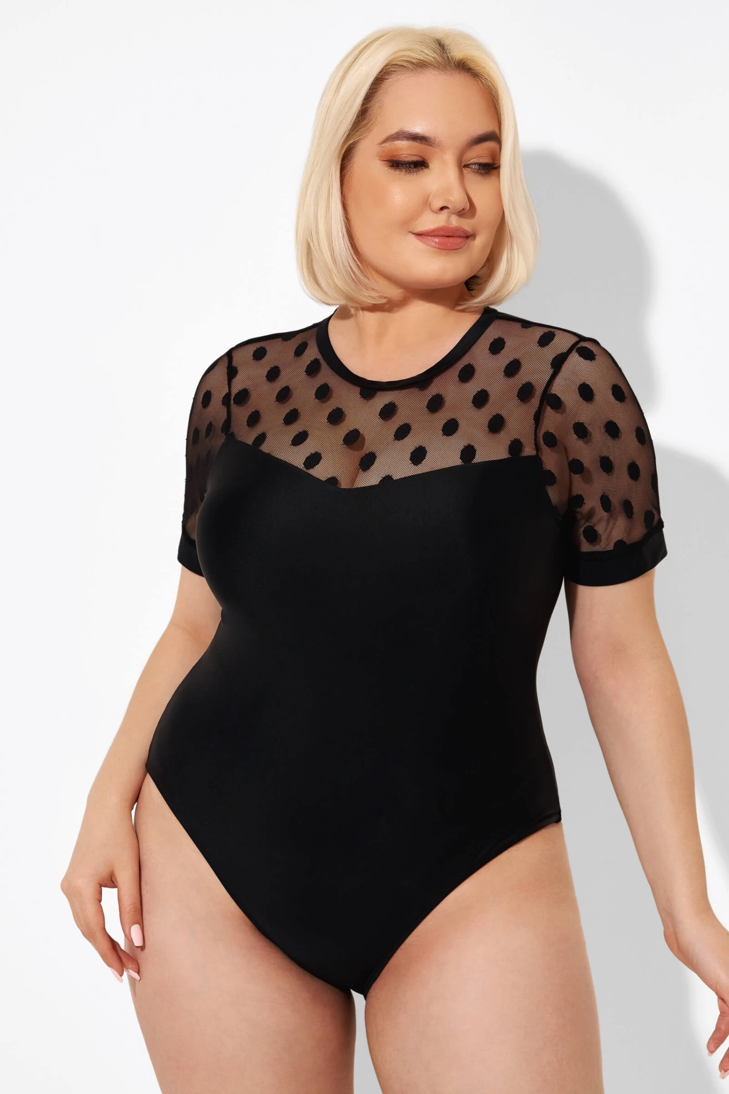 Fashionable Black Mesh Round Neck One Piece Swimsuit 3 Fashionable Black Mesh Round Neck One Piece Swimsuit