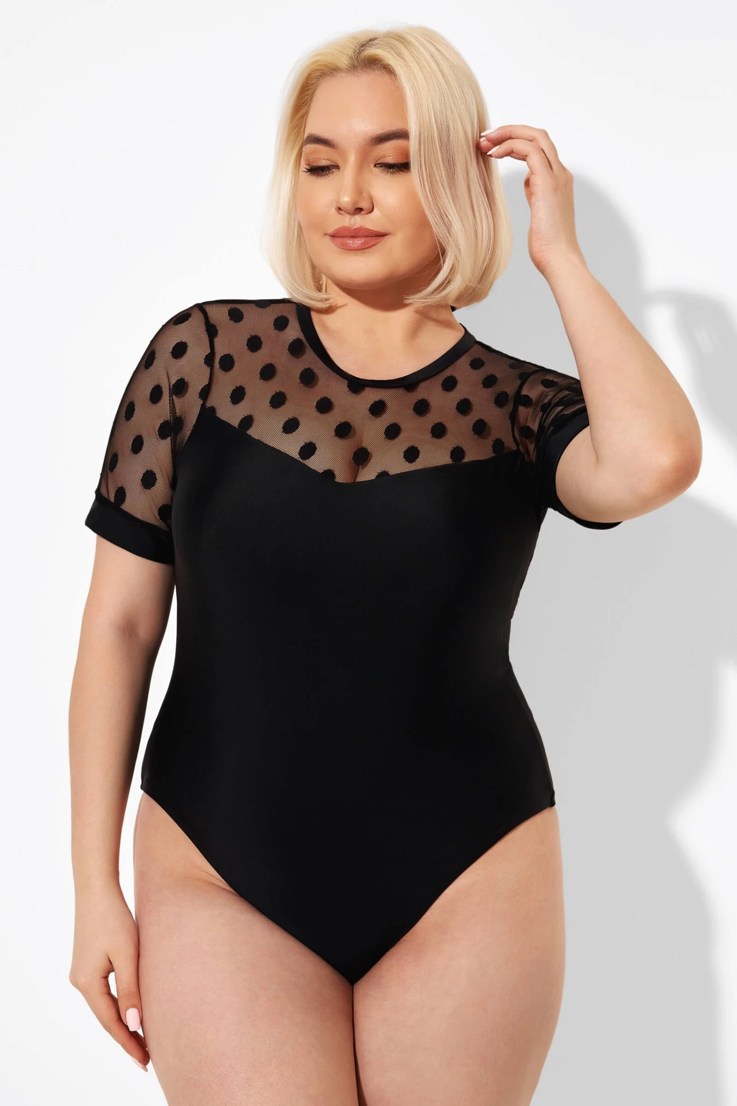 Fashionable Black Mesh Round Neck One Piece Swimsuit 8 Fashionable Black Mesh Round Neck One Piece Swimsuit - Image 6