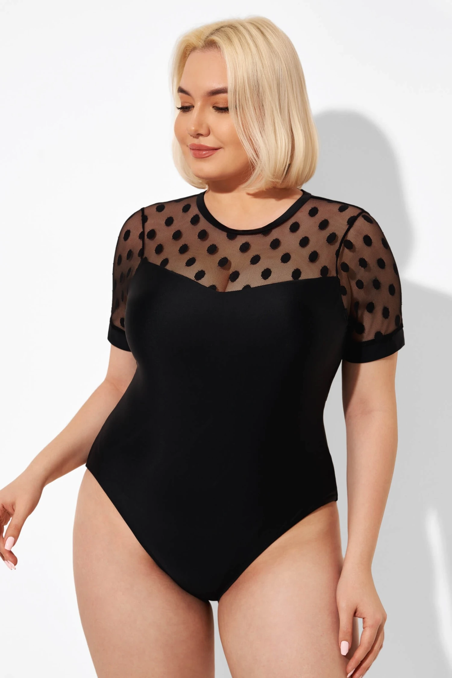 Fashionable Black Mesh Round Neck One Piece Swimsuit 7 Fashionable Black Mesh Round Neck One Piece Swimsuit - Image 5