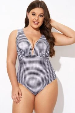 Gingham V-neck Low-cut Leg One Piece Swimsuit -Maraluxe Swimwear Shop b deop301001 4