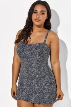 Black Twist Front Sweetheart Neckline Ruffle Swimdress 10 Black Twist Front Sweetheart Neckline Ruffle Swimdress -Maraluxe Swimwear Shop b sfsd1911039 3