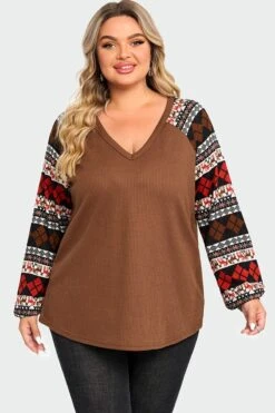 V-Neck Geometric Patchwork Knit Long Sleeve Blouse -Maraluxe Swimwear Shop c topbc020001 3